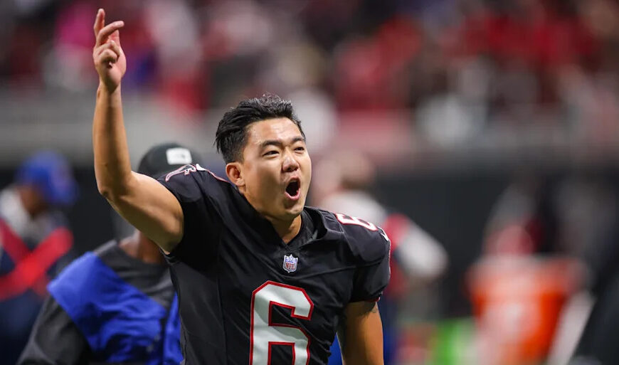 Why Koo’s Bizarre Kicking Style Is Making NFL Fans Anxious: A Deep Dive into His Unusual Form